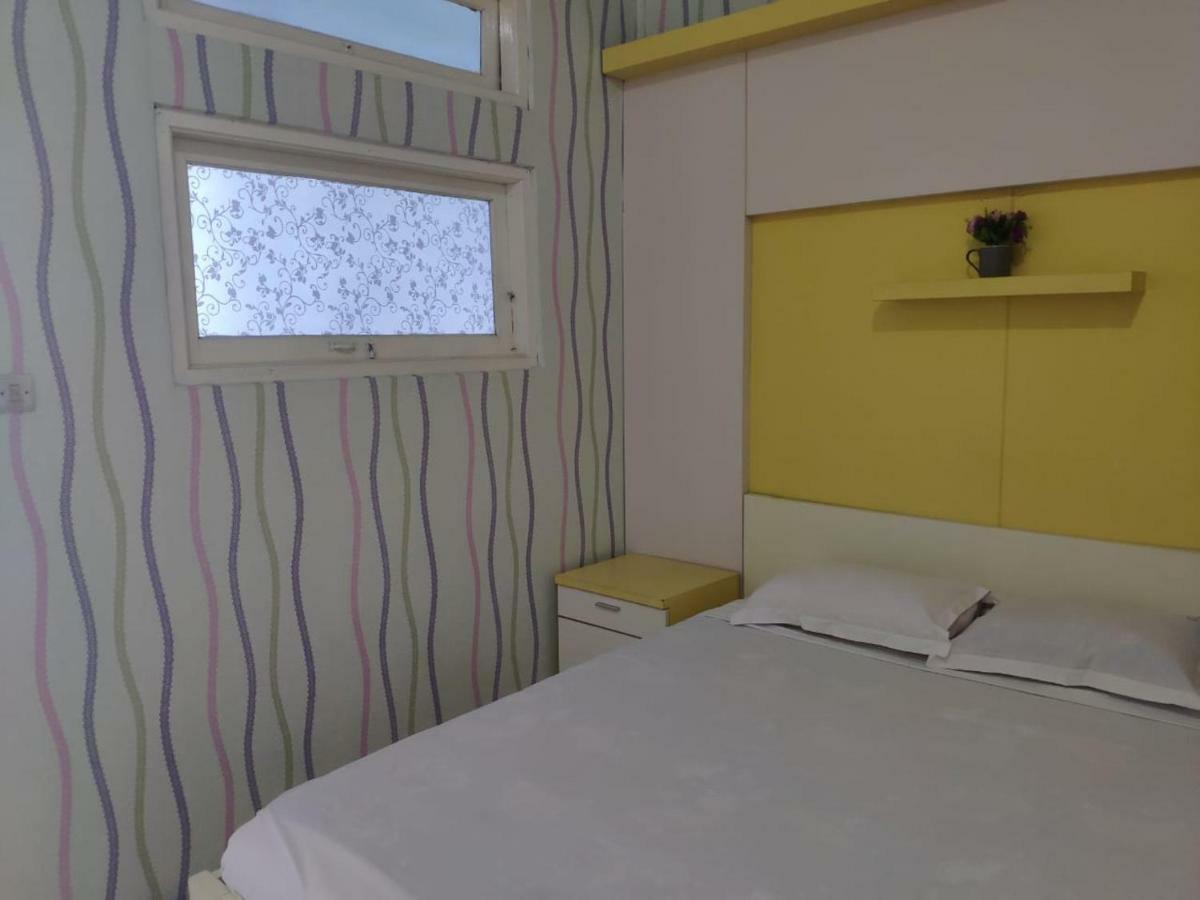 Hotel Boegenviel Syariah Lamongan 外观 照片