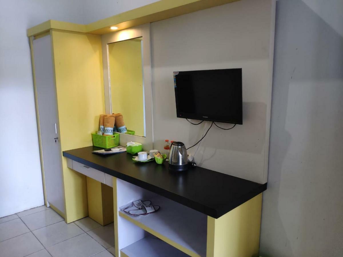 Hotel Boegenviel Syariah Lamongan 外观 照片